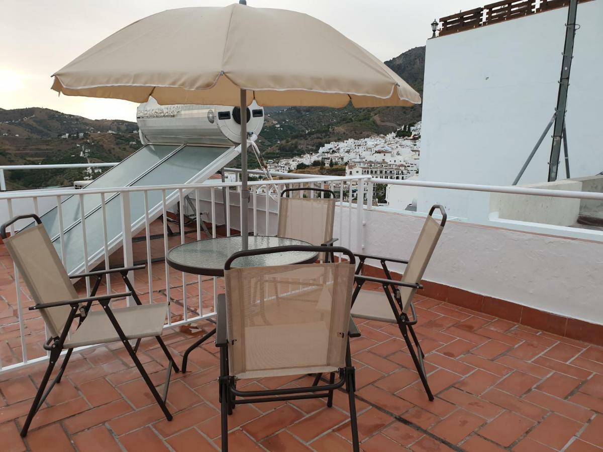 Apartamentos Alma Y Lola Frigiliana Bagian luar foto